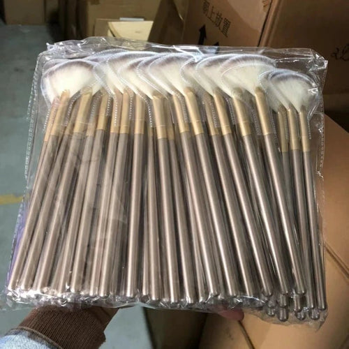 10/20/50PCS Multi-purpose Fan Shaped Brush Soft Highlighter Blusher Contour Loose Powder Brush Facial Mask Brush Beauty Tools - Velvet Haven