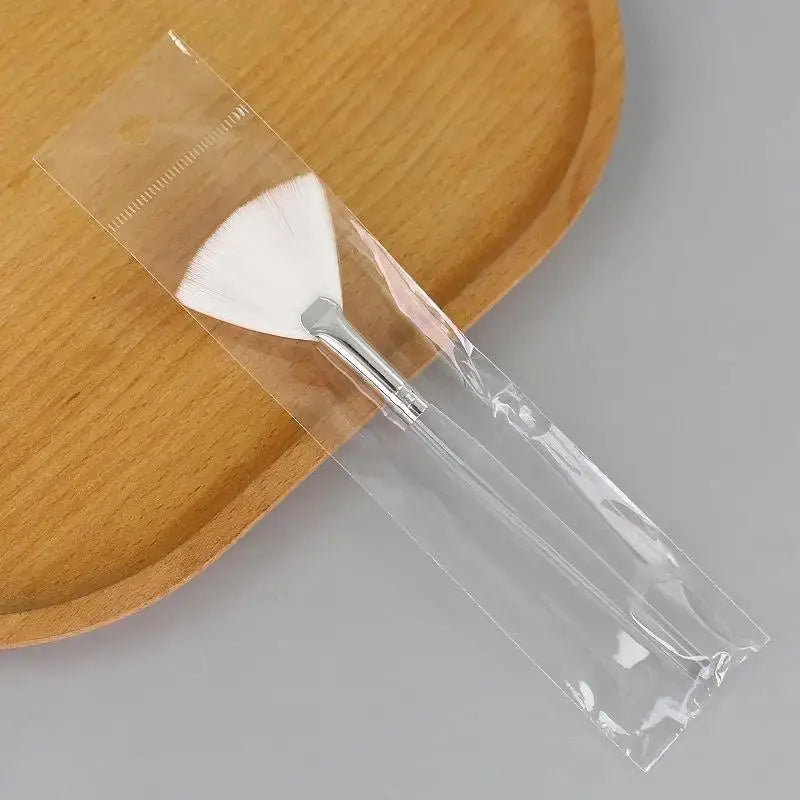 1Pcs Fan-Shaped Makeup Brush Facial Mask Brush Soft Applicator Brushes Facial Beauty Tool DIY Tool - Velvet Haven
