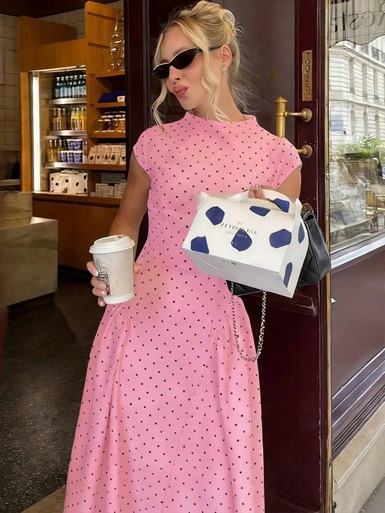Women's Flowy Polka Dot Maxi Dress – Elegant Summer Vacation Outfit, Flattering Slim-Fit Casual Party Dress, Chic Everyday & Special Occasion Wear
