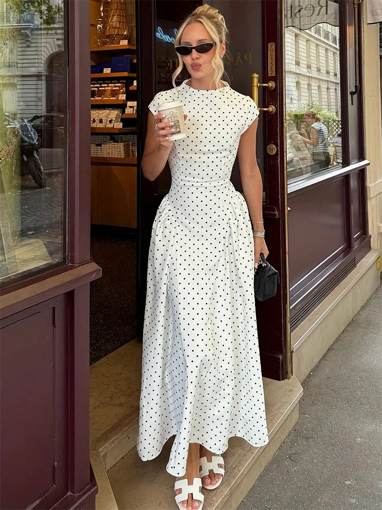 Women's Flowy Polka Dot Maxi Dress – Elegant Summer Vacation Outfit, Flattering Slim-Fit Casual Party Dress, Chic Everyday & Special Occasion Wear