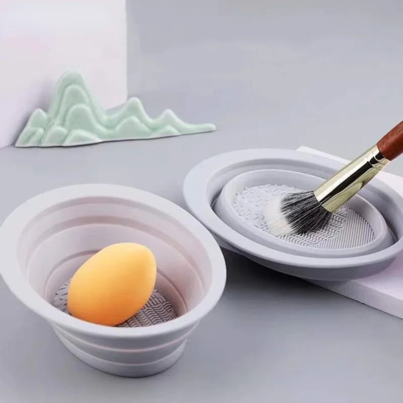 Foldable Silicone Makeup Brush Cleaner Bowl - 13 x 9 cm - Velvet Haven