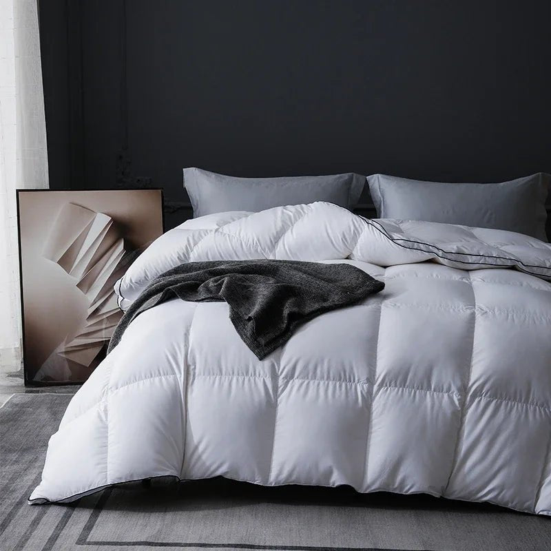 High-End 95% Pure White Goose Down Duvet - Breathable, Fluffy, and Hypoallergenic, Queen Size quilts for summer winter autumn - Velvet Haven