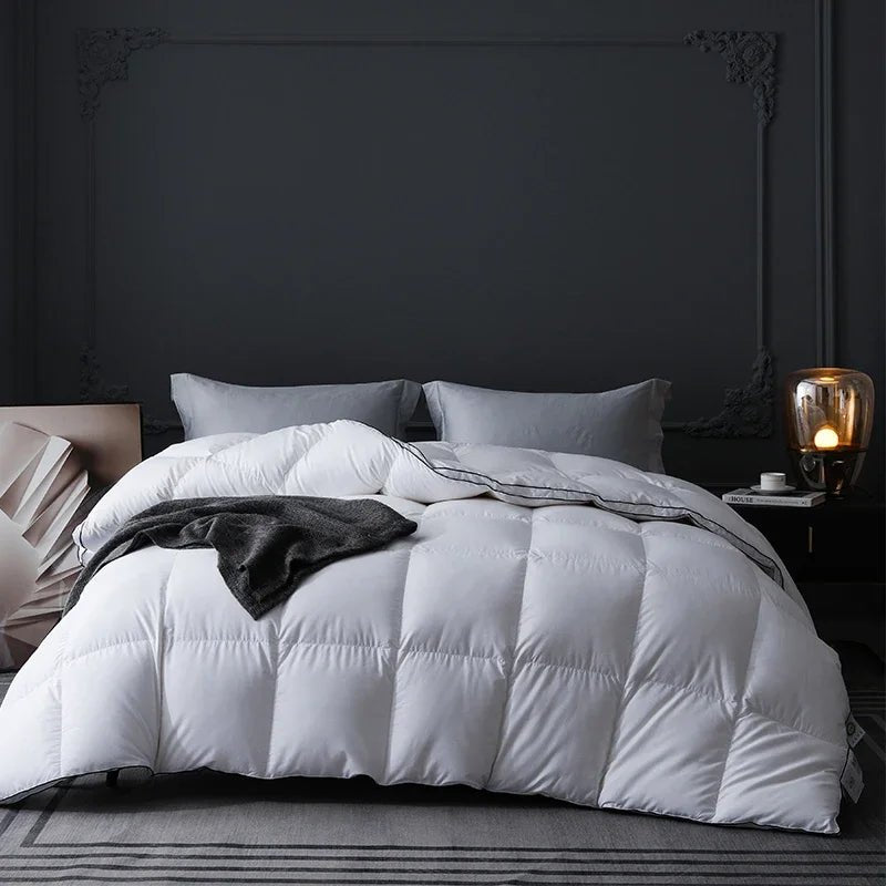 High-End 95% Pure White Goose Down Duvet - Breathable, Fluffy, and Hypoallergenic, Queen Size quilts for summer winter autumn - Velvet Haven