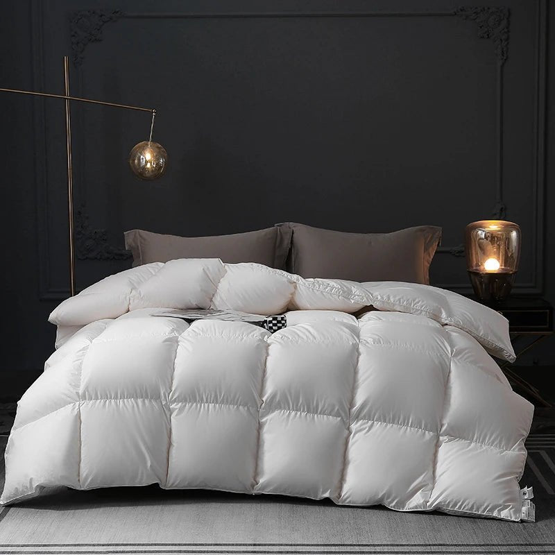 Luxurious Real Goose Down quilts duvets with a bulkiness of 800+ and a cleanliness of 1000+ Soft Comforter Warmth High Grade - Velvet Haven