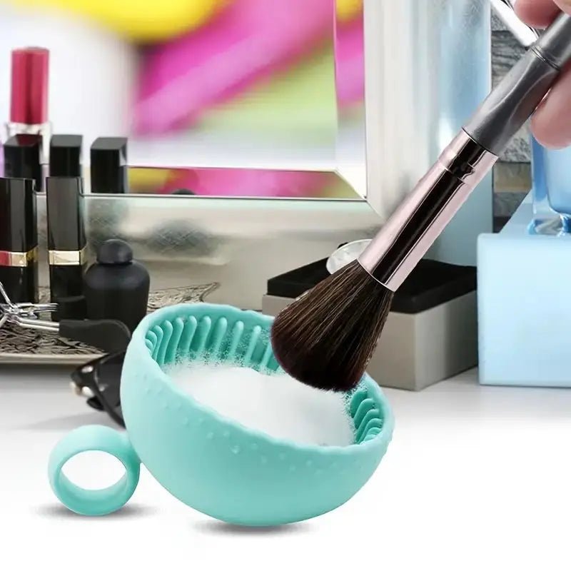Silicone Makeup Brush Cleaner Bowl - 1 Piece - Velvet Haven