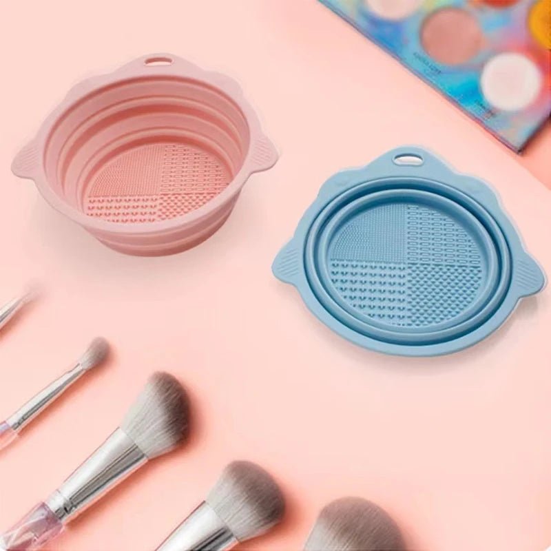 Silicone Makeup Brush Cleaning Bowl with Folding Holder - Velvet Haven